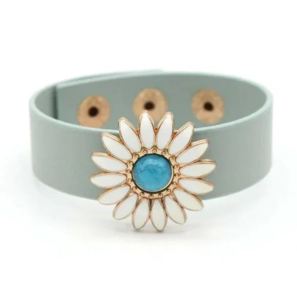 Boho Khaki Punk Sunflower Vegan Leather Bracelet - Picture 3 of 3